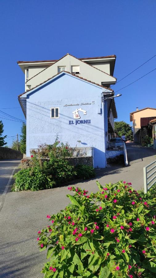 Apartamentos El Jornu Лянес Екстериор снимка
