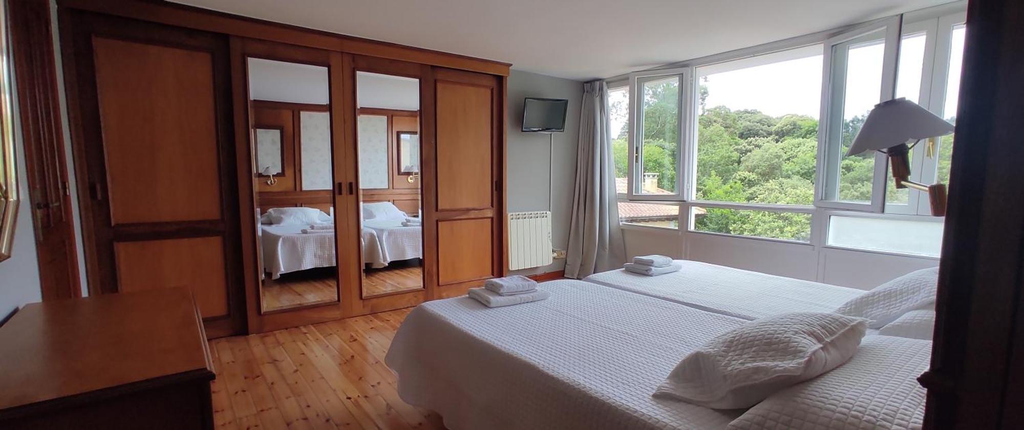 Apartamentos El Jornu Лянес Екстериор снимка