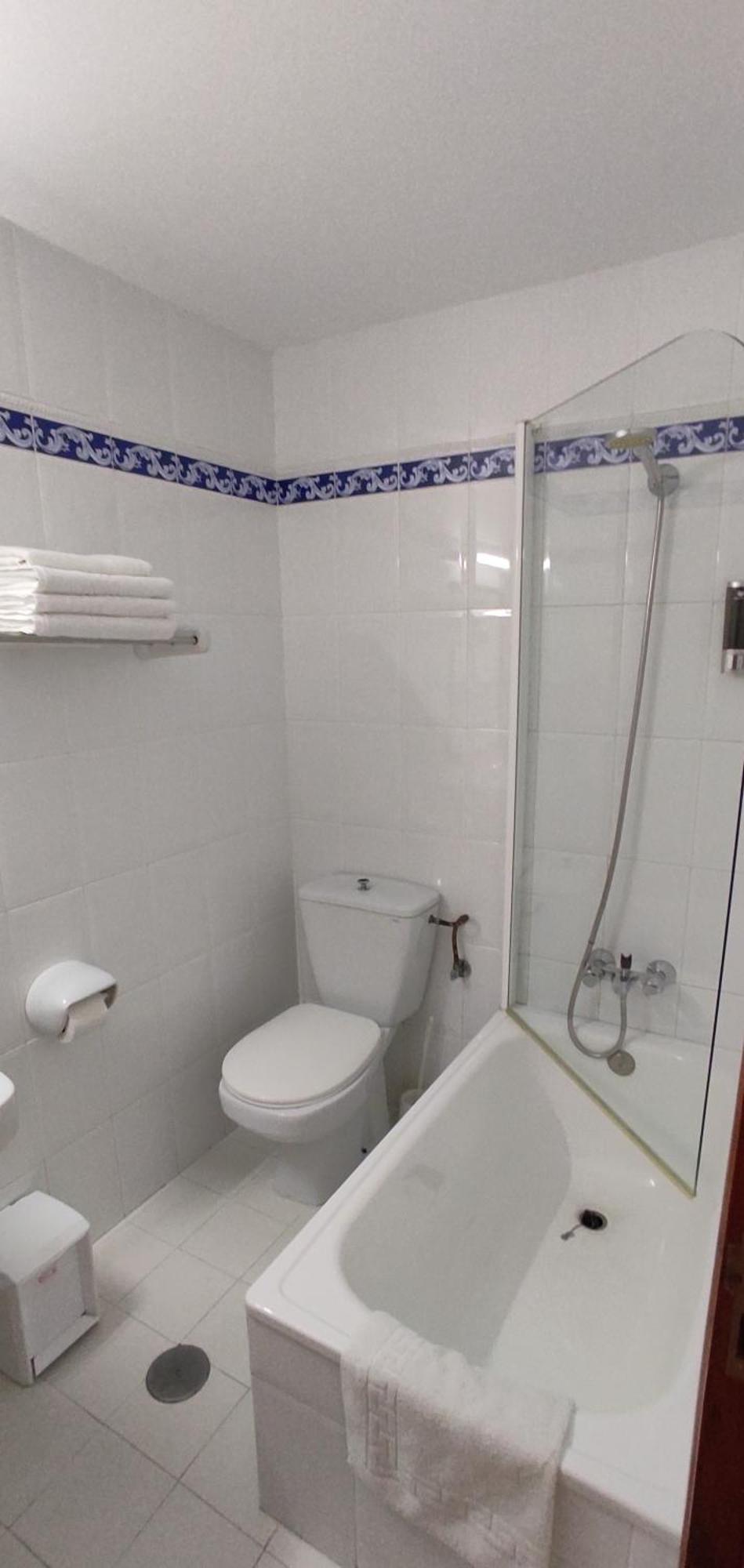 Apartamentos El Jornu Лянес Екстериор снимка